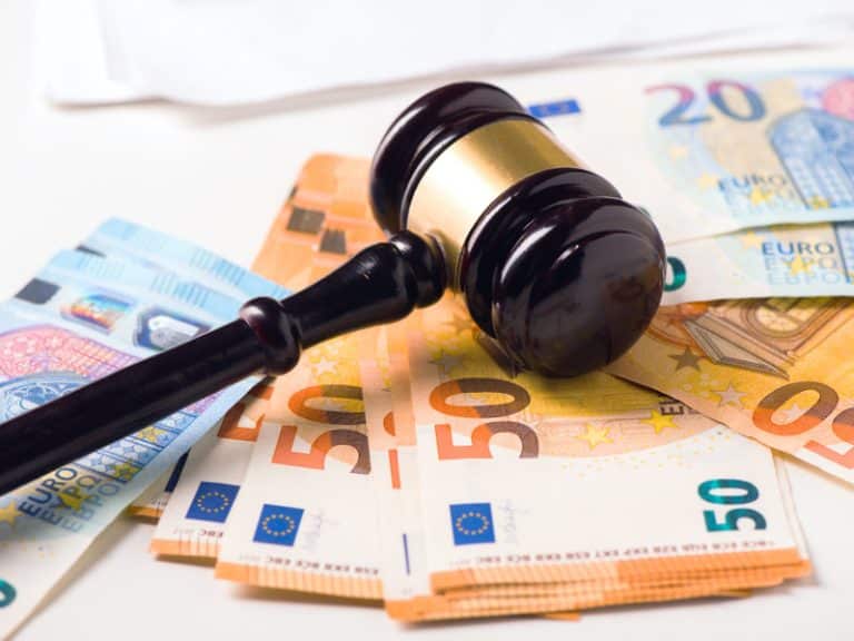 צמצום נוסף בחוק לצמצום השימוש במזומן